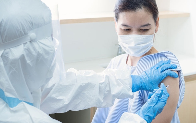 Safety First: Exploring the Benefits of Black Nitrile TouchFlex Exam Gloves